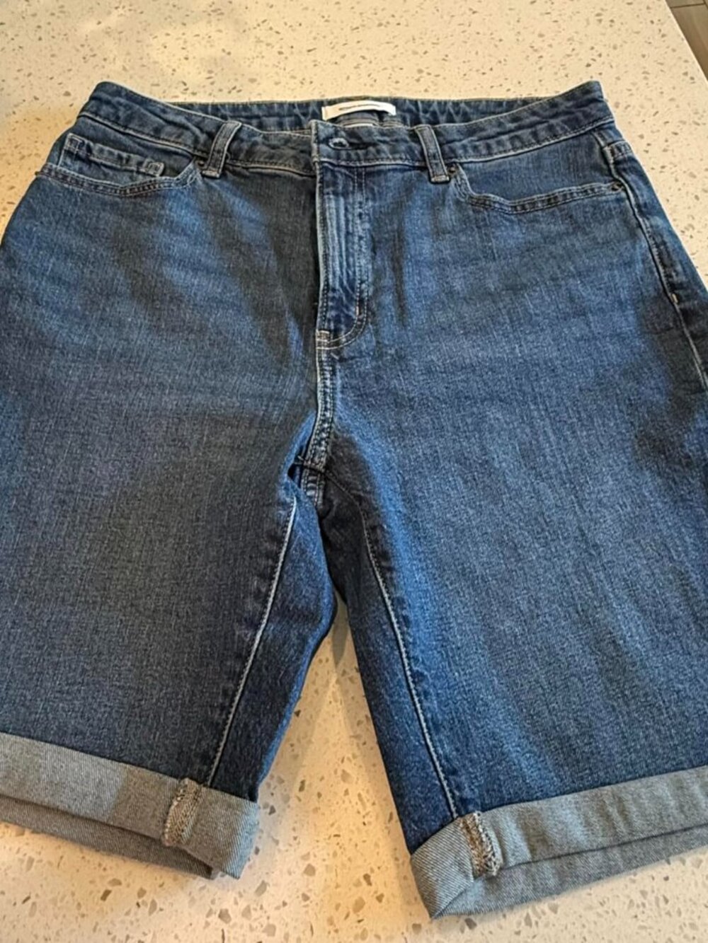 Women's Slim Fit Shorts With Pockets